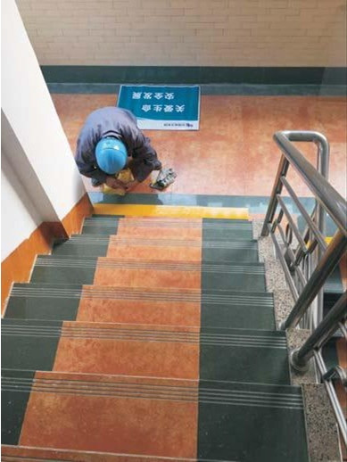 防踏空標(biāo)線(xiàn)